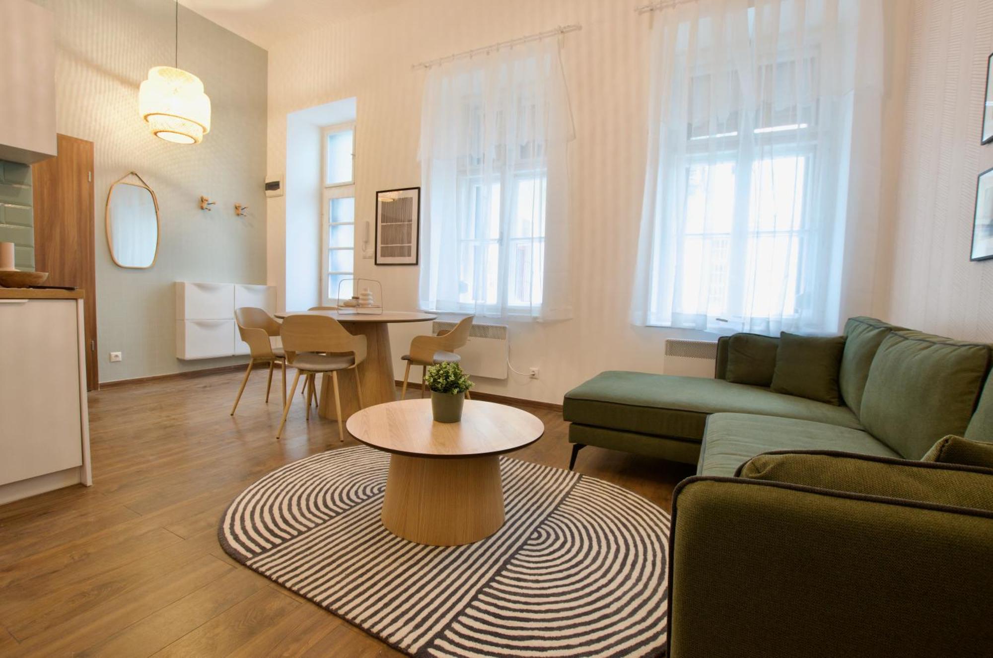 Premium By Hi5- Voeroesmarty Street Appartamento Budapest